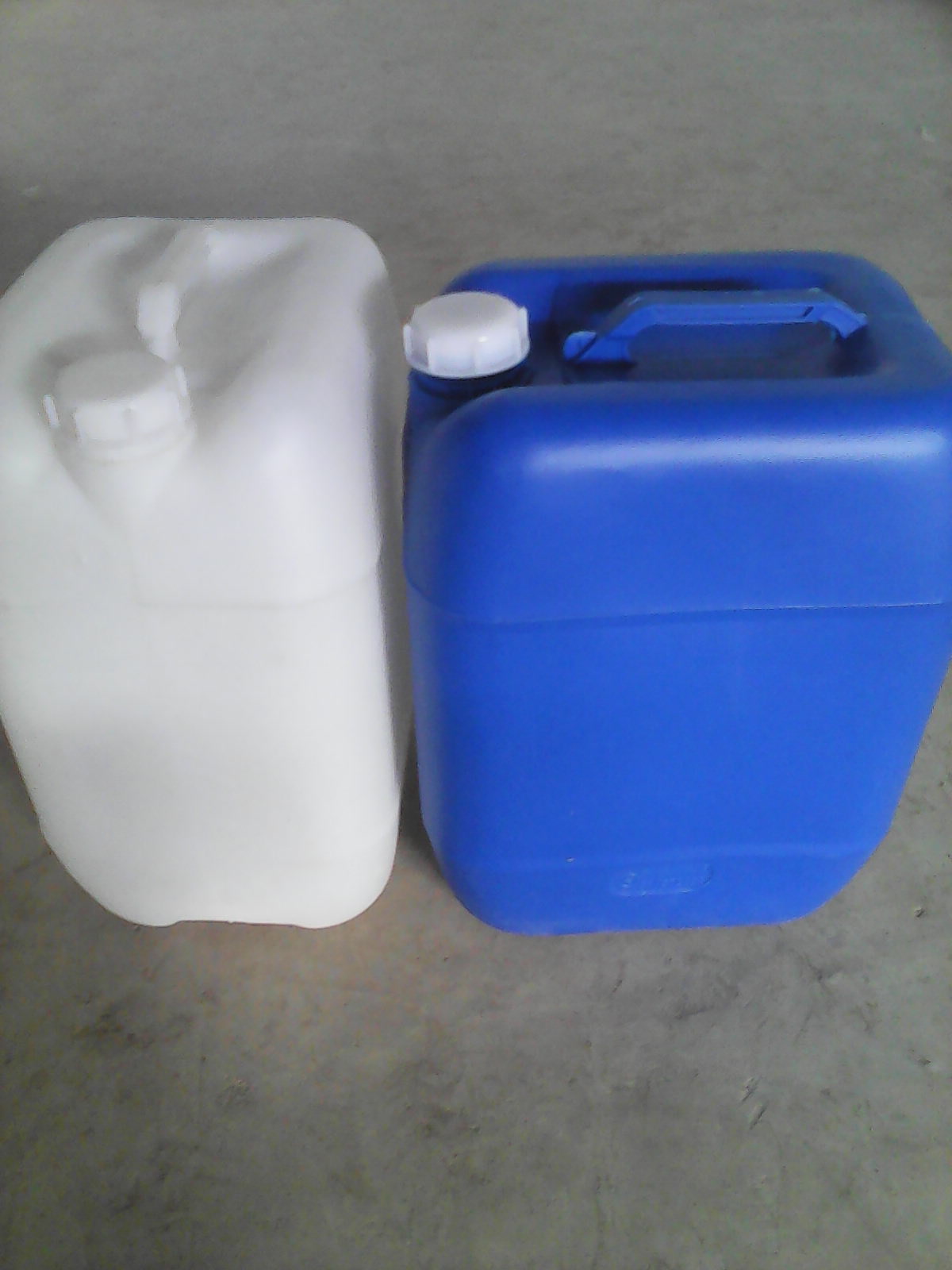 带危包证或食包证的优质25升塑料桶，及其他规格小口及大口塑料桶