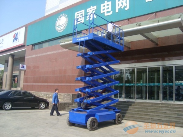 银川省时省力的升降机自行走升降机