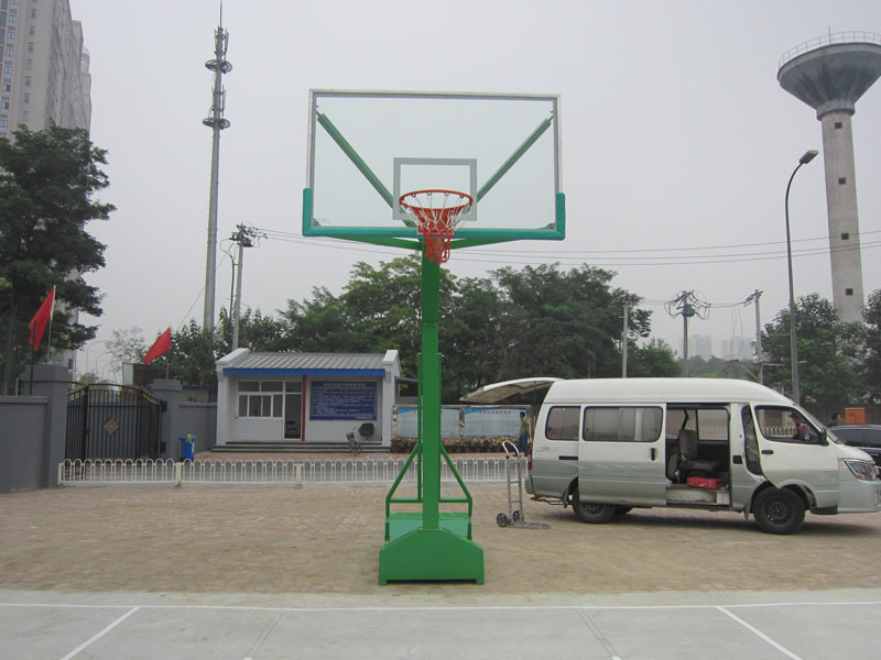 河北厂家低价销售篮球架 户外休闲篮球架 凹箱移动式篮球架 比赛**篮球架 学校 广场 公园篮球架