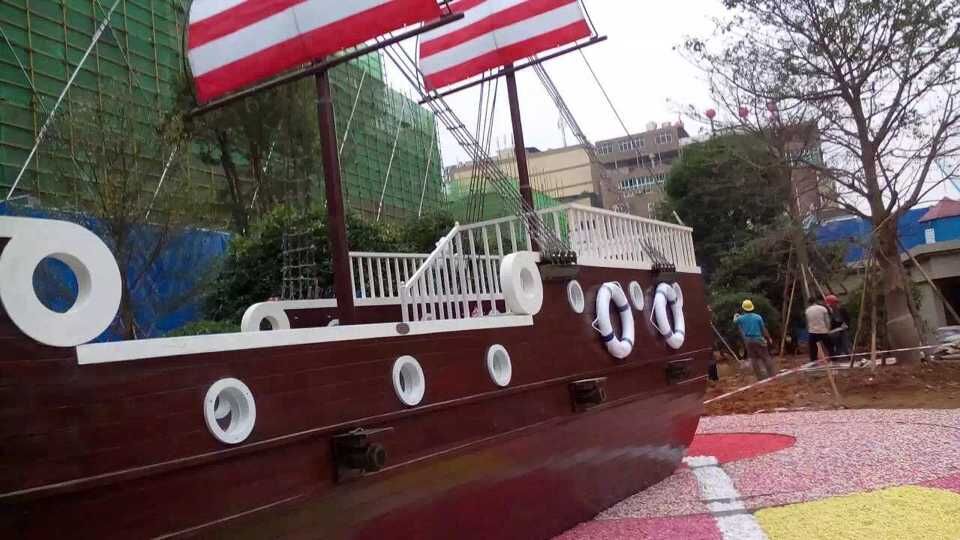 陆地观光船、建筑工程景观船设计/运动场景观木船