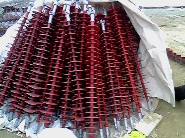 110kv线路绝缘子回收鼎盛电瓷回收110kv线路瓷瓶