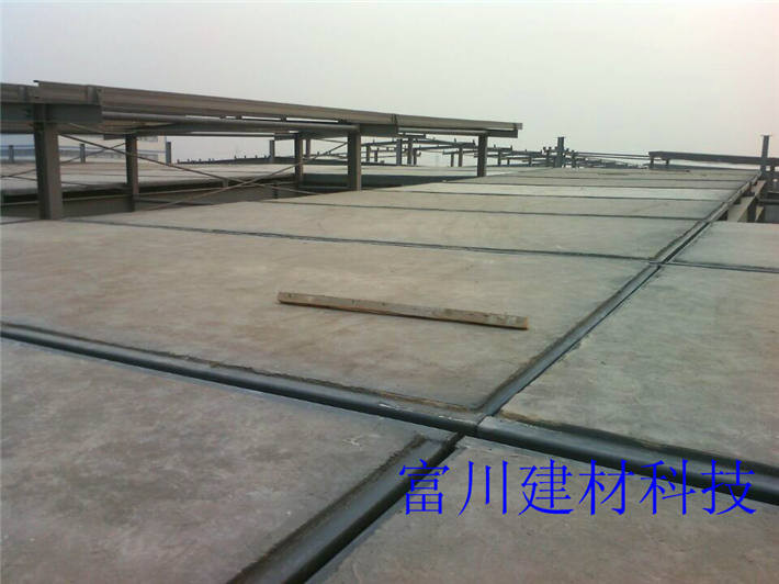 山西晋城钢骨架轻型板厂家 轻型屋面板选河北富川建材高端质量低端价格