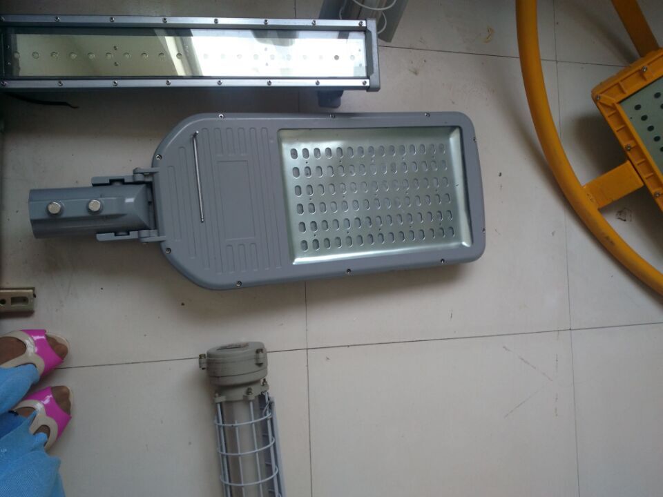 供应ZD005LED路灯 90WLED路灯 120WLED路灯厂家