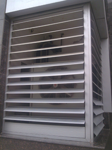 瑞榈铝百叶窗、空调百叶、遮阳百叶厂家直销