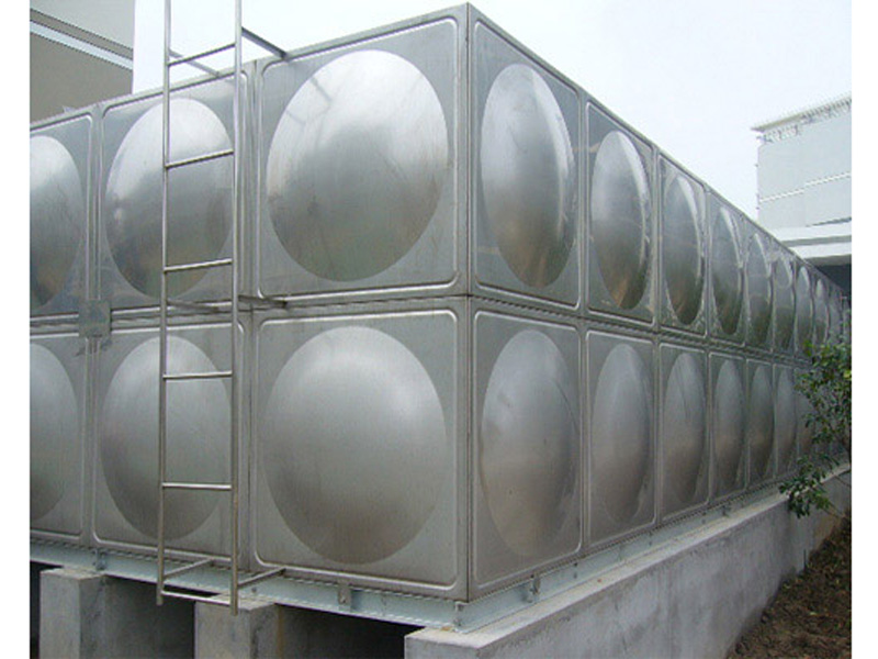 滨州能买到不锈钢水箱，淄博保温水箱厂