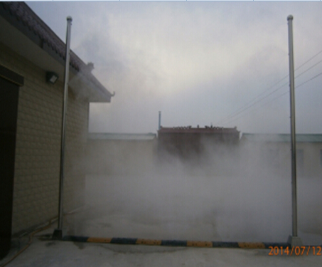 养殖场门卫消毒室壁挂式自动喷雾人员消毒机，超声波消毒机，喷雾消毒设备，消毒机械设备