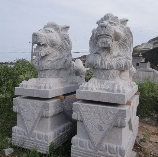 白麻石雕狮子 贵州墓碑摆件石狮子供应厂家 石雕麒麟