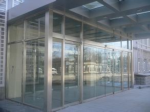 深圳玻璃雨棚专业搭建安装公司