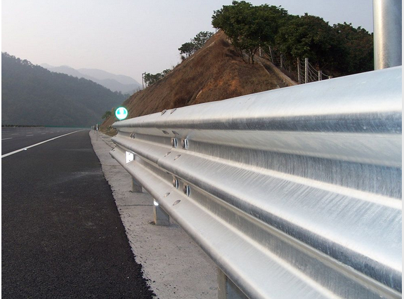 波形护栏板|高速公路护栏板|波形梁钢护栏板生产厂家|防护栏板