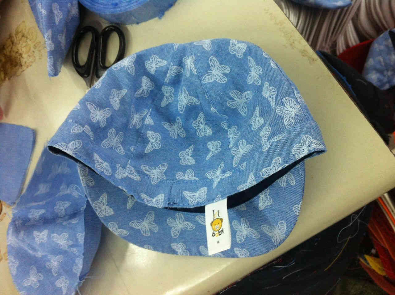 供应儿童帽 棒球帽 儿童帽 太阳帽 遮阳帽 渔夫帽 帽子制造 工厂生产加工 来图来样定做 帽子生产商