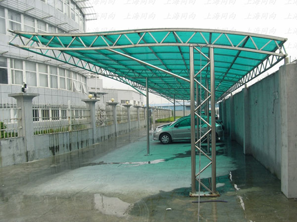 供应山东汽车车棚钢结构自行车棚钢结构停车棚加工定做膜结构雨棚