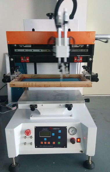 厂家供应小型丝印机，经济实用，操作方便