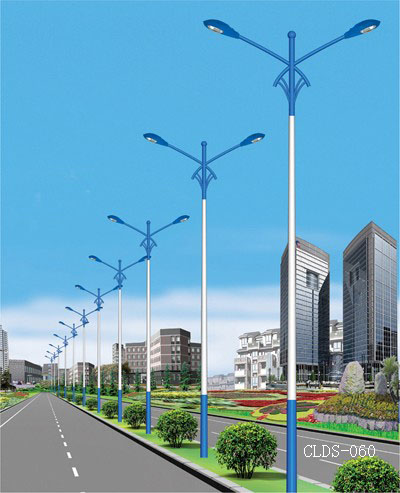 河南太阳能电灯批发 南阳道路工程灯具价格 监控杆加工厂家