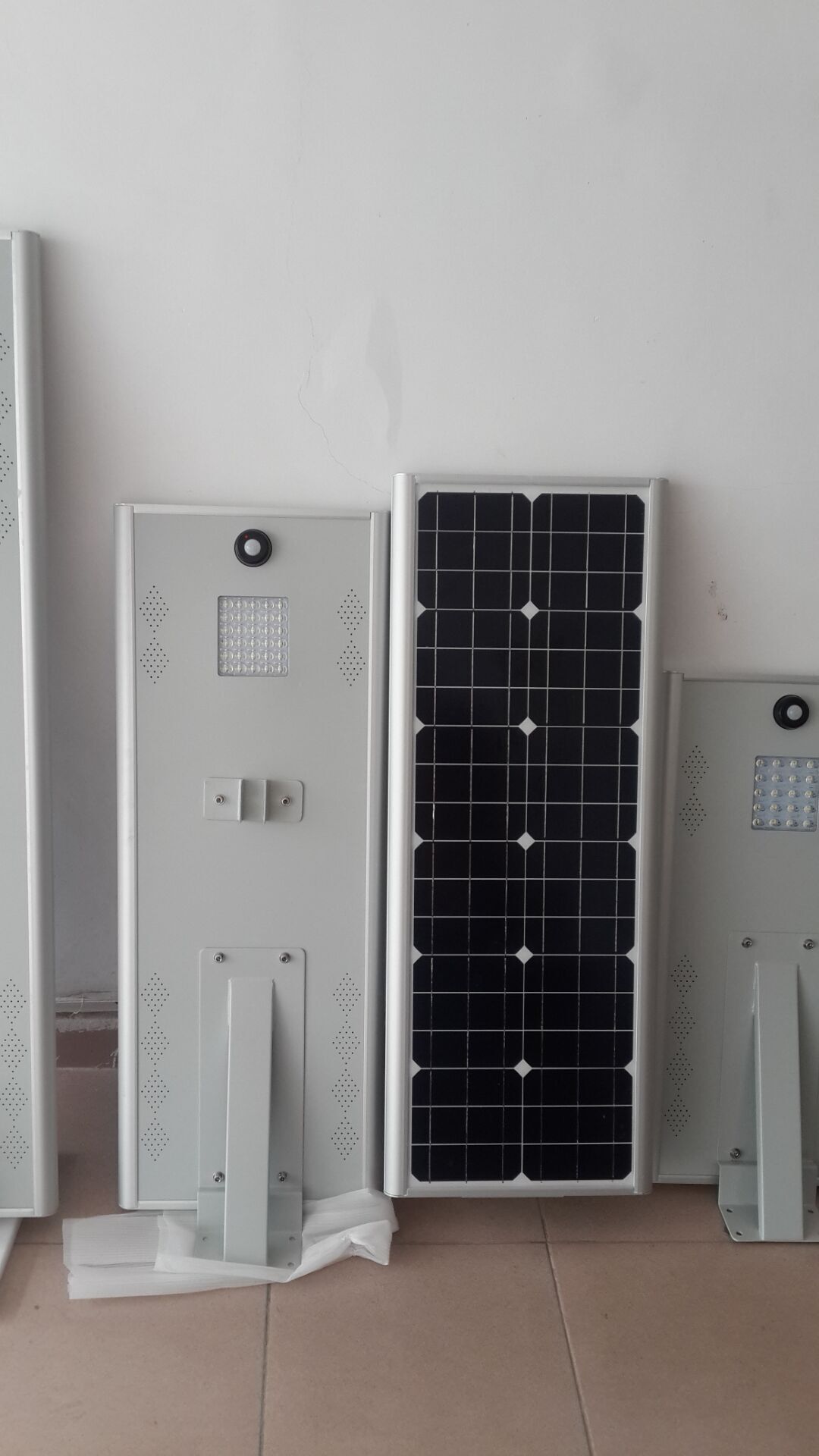 厂家加工定制40W一体化太阳能路灯 室外照明一体化太阳能路灯
