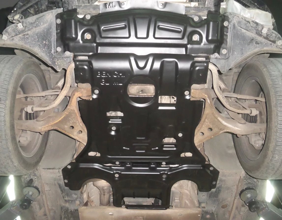 奔驰15-17年R320 R400水箱护板变速箱护板新型发动机护板/发动机下护板