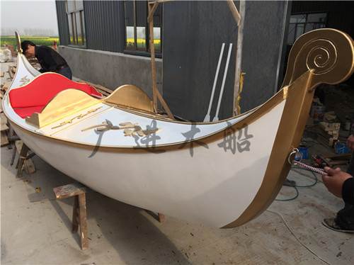 玻璃钢船木船威尼斯贡多拉游船欧式木船手划船房地产景观装饰木船
