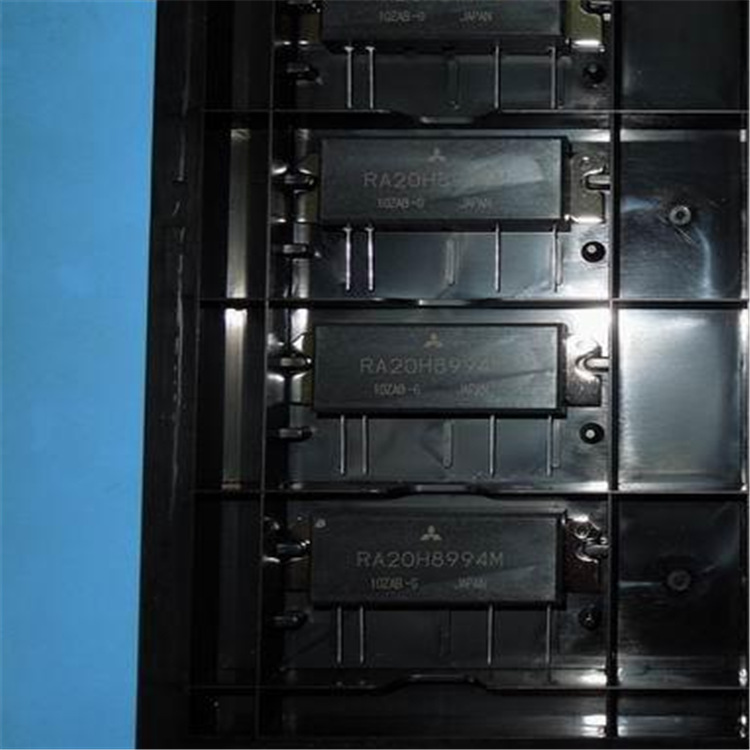 深圳万智腾供应 RA45H4452M 45watt RF MOSFET放大器模块12.5-volt