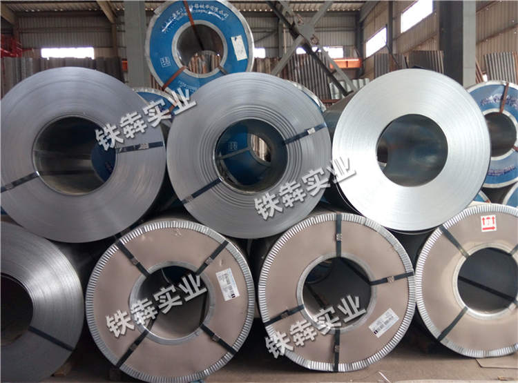华东地区厂家大量供应武钢氟碳彩钢板