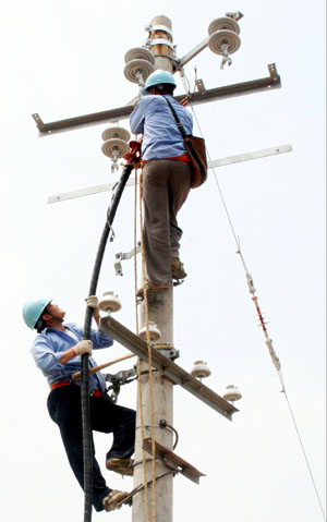 黄岛胶南电力安装施工建设晶电能源