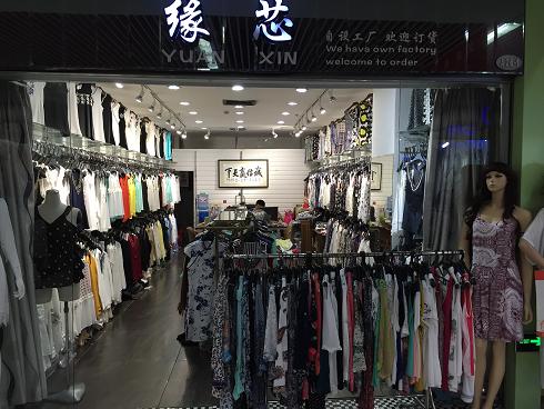 上海批发衣服， 缘芯服饰 13年外贸服装厂家,100 中高端品质货源