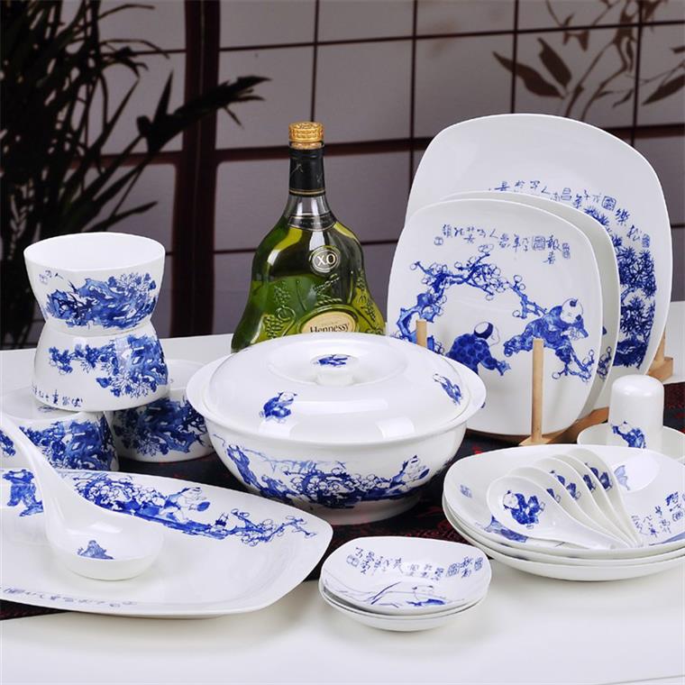 北京陶瓷礼品餐具定做，青花瓷釉中彩高档餐具，套装厂家批发