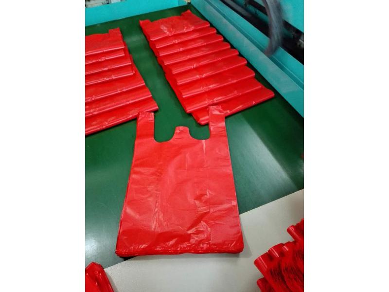 超市购物袋厂家-买高质量的有色背心袋，就到阳强塑胶