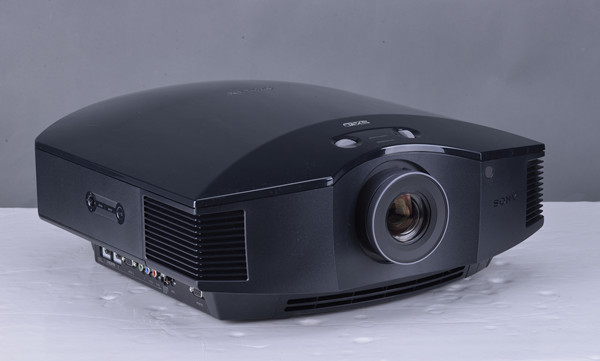 索尼VPL-HW68ES多媒体家庭影院高清3D投影机河南渠道销售报价，河南索尼投影机总代理批发供应商，