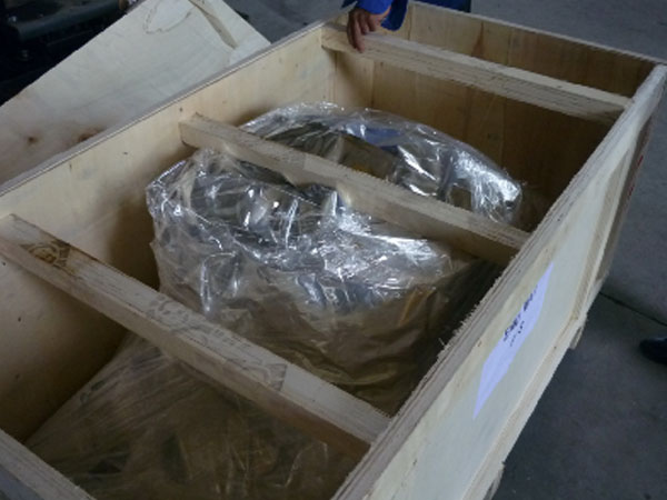东莞长安大型设备木箱定做，长安打包机器设备木箱公司，长安木箱包装
