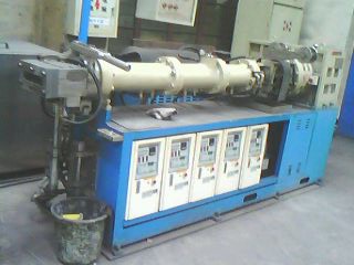 一切为了确保上海三梁四柱液压机高效生产加油必须清洁
