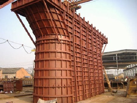 昆明坚石钢模板厂家生产是桥梁钢模板的优势体现