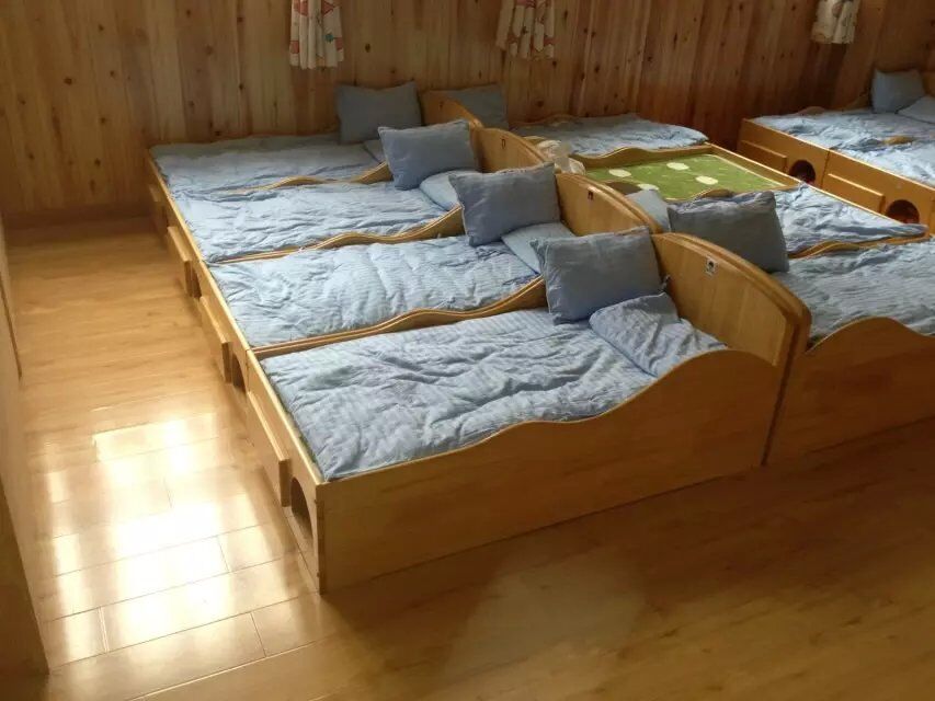 简约现代幼儿园贵州午休单人床, 优质实木家具，成都大林宝宝家具厂