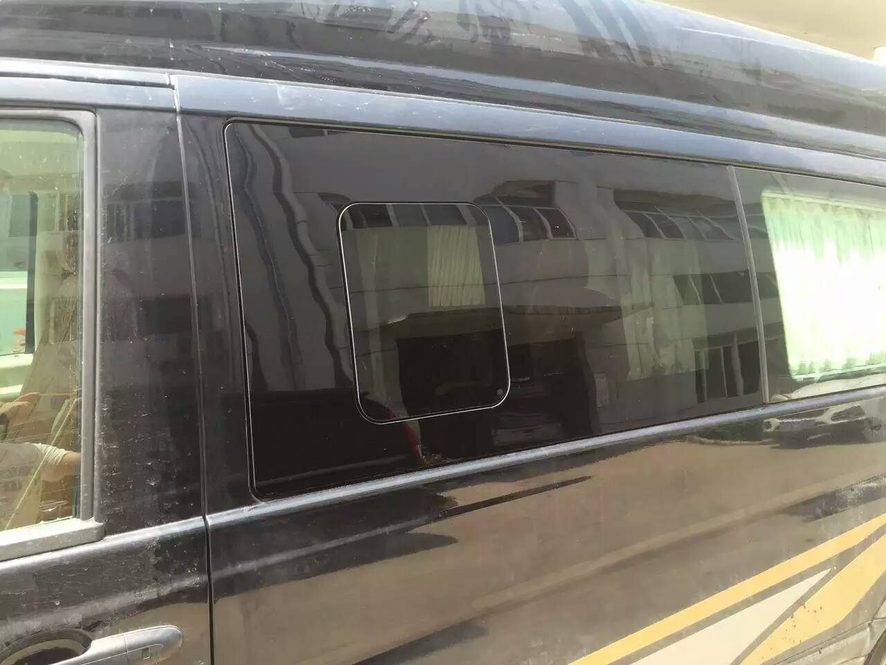 北京海淀区改装奔驰威霆**可开窗中窗玻璃-厂家直销