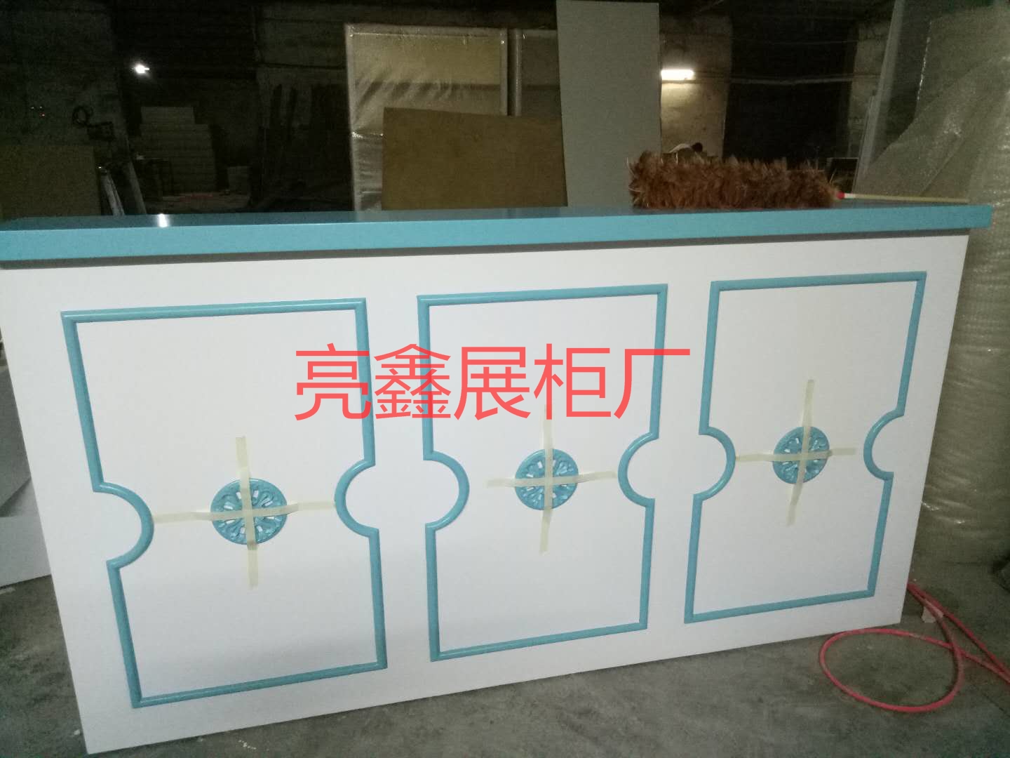 广州专业生产展示柜 免费提供效果图 平面图纸