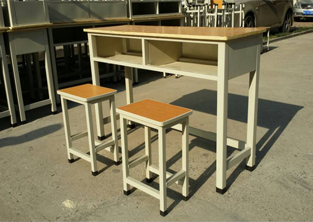 郑州课桌椅厂家|课桌椅批发|学校双人课桌椅|校用升降课桌椅定做