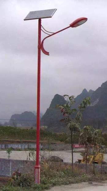 广西桂林太阳能路灯价格一盏