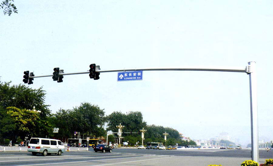 重庆led交通信号灯杆价格|重庆led交通信号灯杆直销