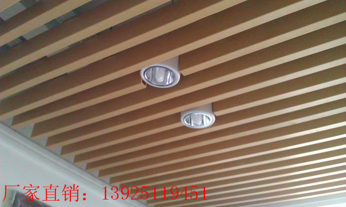 酒店、KTV铝蜂窝板-有效隔音吸音装饰材料可以选择大吕天花厂家