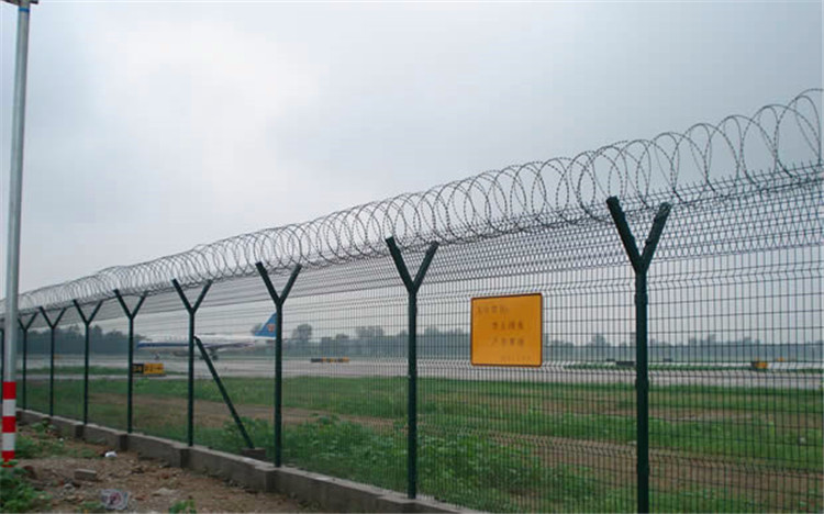 厂家直销广西机场护栏网，Y型安全防护网，南宁护栏网 现货
