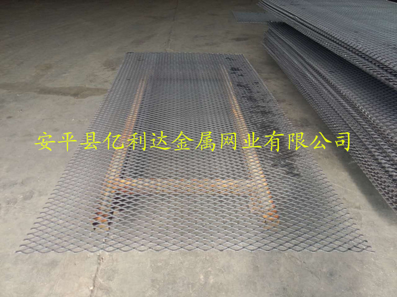 铁领牌轧平钢板网 中重型钢板网 50刀钢板网 规格网面订做