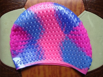 厂家生产制造硅胶游泳帽