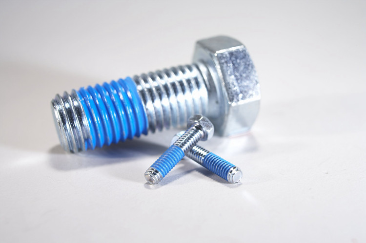 螺丝涂胶加工重庆蓝色耐落防松胶螺栓点漆螺母螺杆