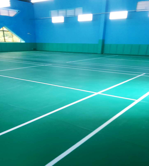 广东深圳羽毛球场地用PVC胶地板 耐磨防滑吸音降噪羽毛球PVC胶地板商家包施工价格