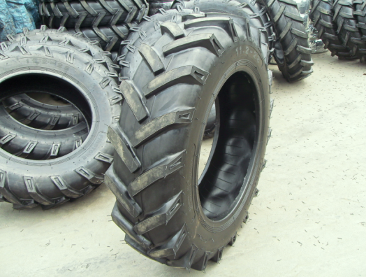 厂家直销农用拖拉机收割机轮胎15-24人字轮胎 带内胎 三包