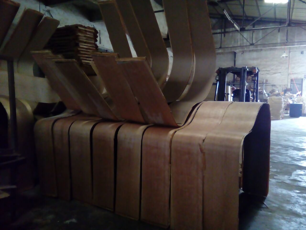 厂家直销弯曲木家具弯板，弯曲木胶合板