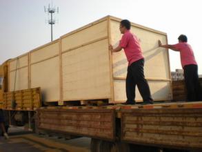 大型木包装箱山东济宁厂家，出口**免熏蒸周转箱机械可定做定制