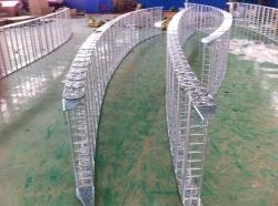 不锈钢TLG电缆保护链钢制拖链生产厂家青岛恒益盛泰