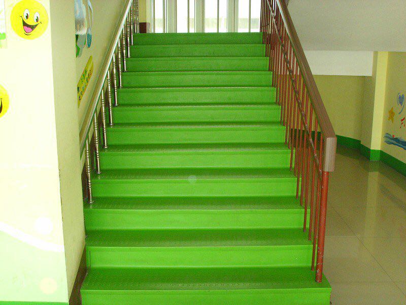 幼儿园安全防滑楼梯踏步/河北正蓝地板专业生产
