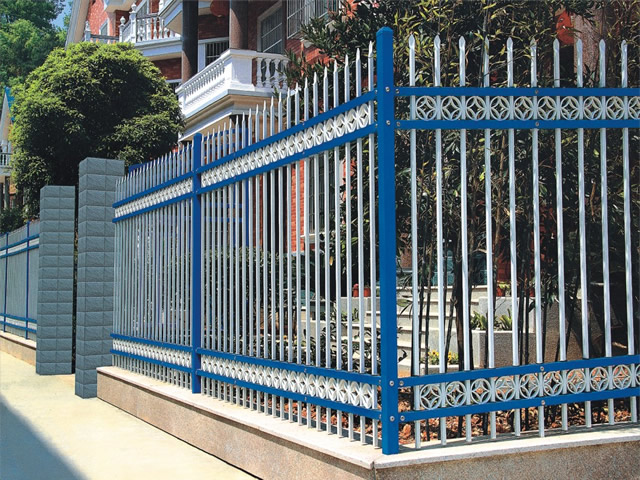 现货供应 多种规格 锌钢围墙护栏 小区锌钢护栏 专业生产锌钢护栏厂家