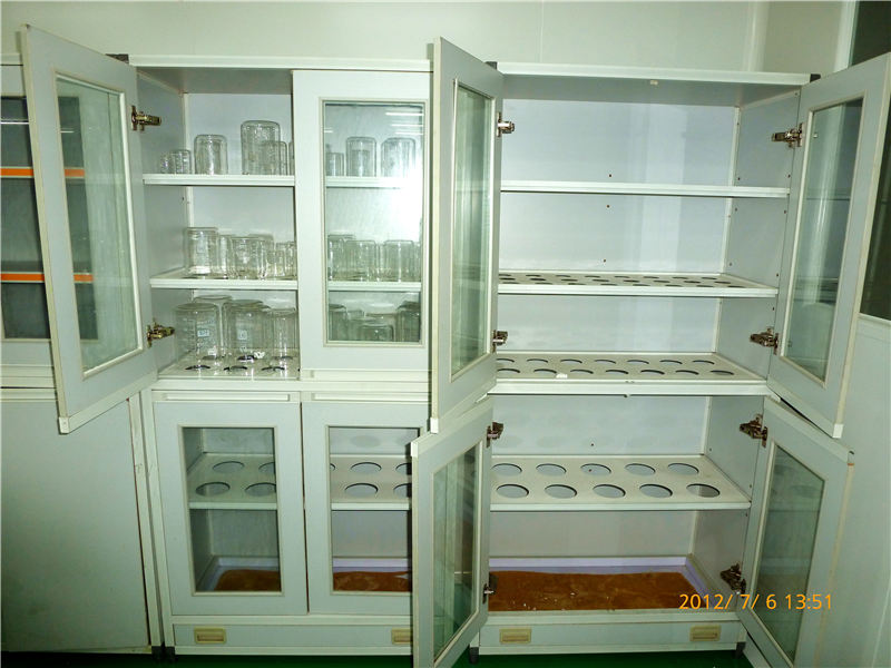 供应南宁销量好的铝木实验室设备-梧州实验室器皿柜