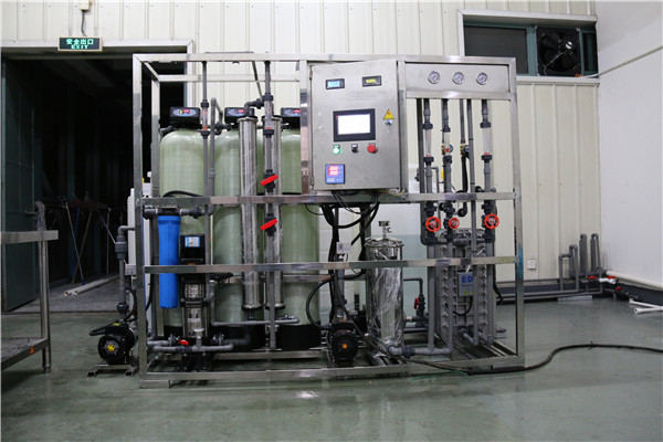 南通工业纯水设备，高新纳米材料加工用水处理设备